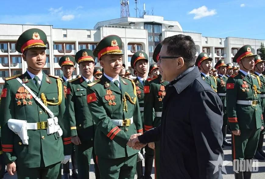 Đại sứ Việt Nam tại Nga thăm động viên Đoàn Quân đội nhân dân Việt Nam tham gia Lễ duyệt binh tại Quảng trường Đỏ