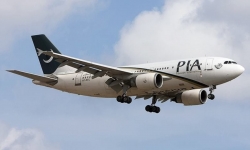 Ấn Độ đóng không phận với Pakistan