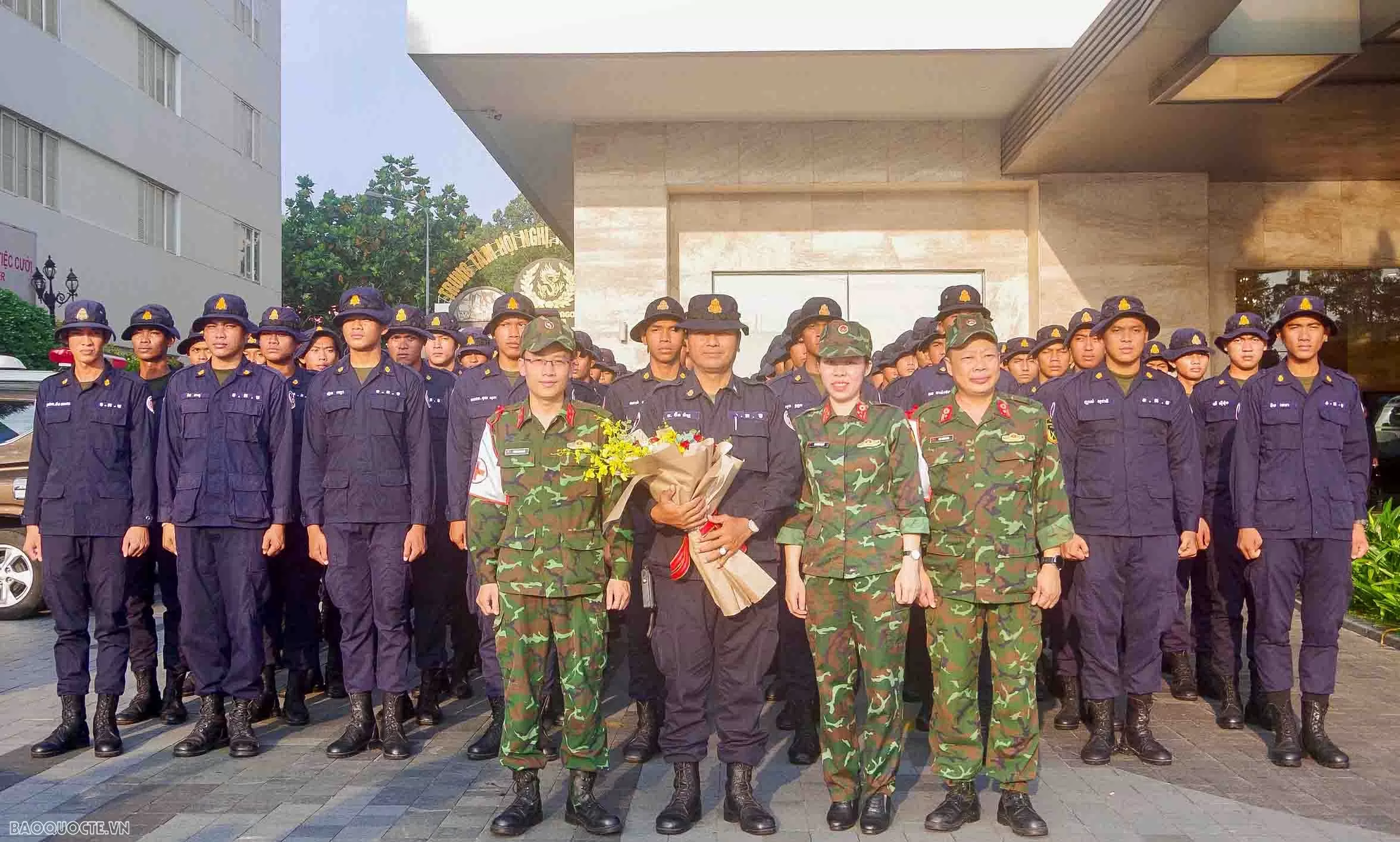 Vietnam bids farewell to Chinese, Lao and Cambodian military delegations after completing parade mission