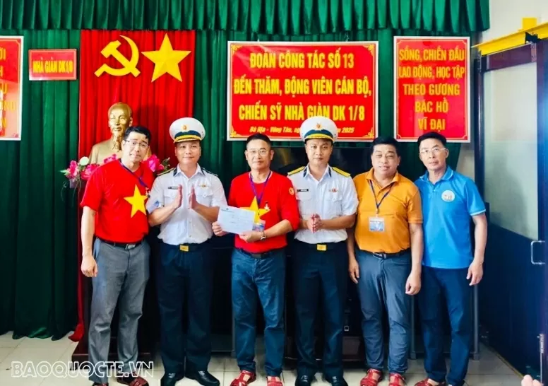 Về với Trường Sa: Hành trình đặc biệt nối trái tim hàng triệu kiều bào khắp thế giới với biển đảo quê hương Về với Trường Sa: Hành trình đặc biệt nối trái tim hàng triệu kiều bào khắp thế giới với biển đảo quê hương