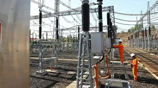 Vietnam targets annual investment of 18 billion USD for its power development plan through 2035