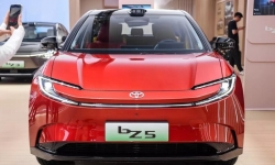 Cận cảnh SUV điện Toyota bZ5 ra mắt tại Trung Quốc, giá từ 455 triệu đồng