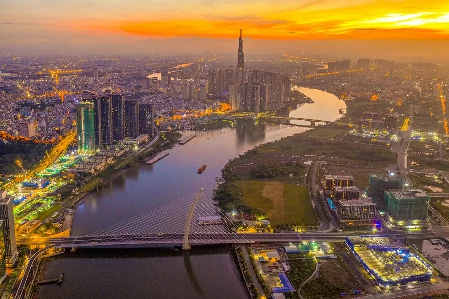 P5.Số 16 (OK) Việt Nam: Đầu tàu tăng trưởng đầy hứa hẹn của khu vực