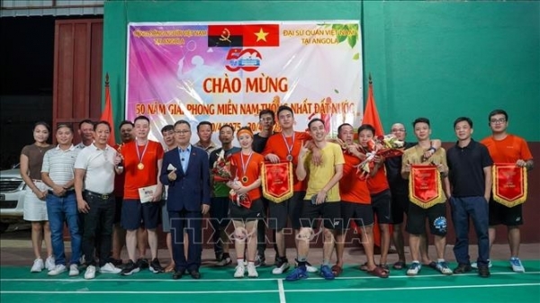 Giao lưu thể thao, gắn kết cộng đồng người Việt tại Angola nhân dịp 50 năm Ngày Giải phóng miền Nam