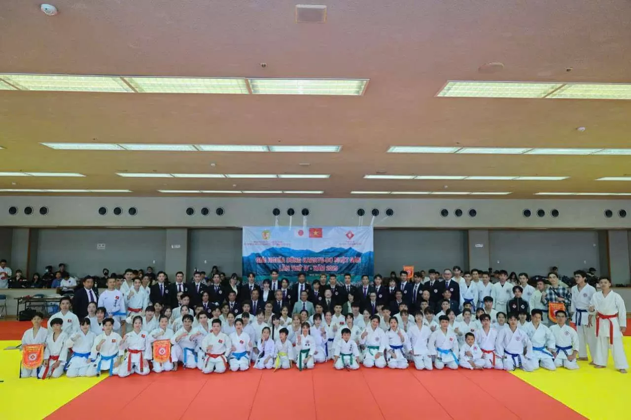 Giải karatedo tại Nhật Bản chào mừng ngày thống nhất đất nước
