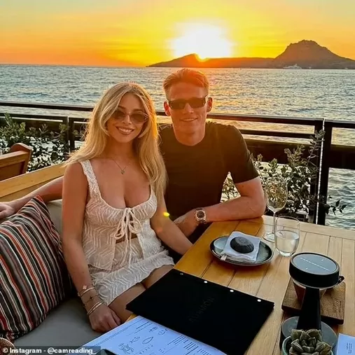 Bạn gái tiền vệ Scott McTominay