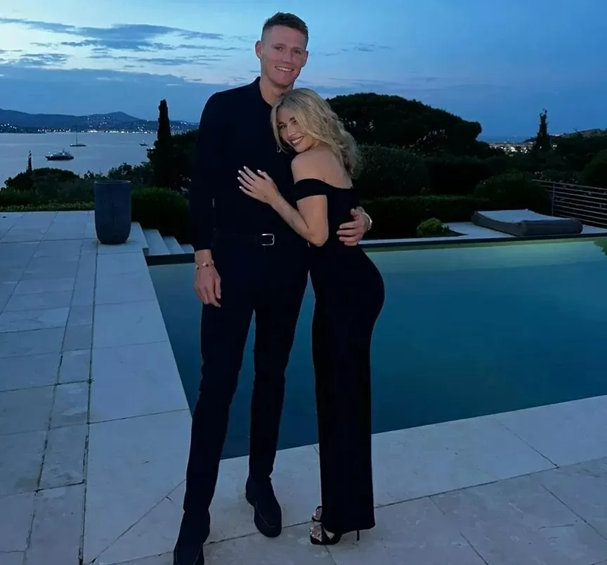 Bạn gái tiền vệ Scott McTominay