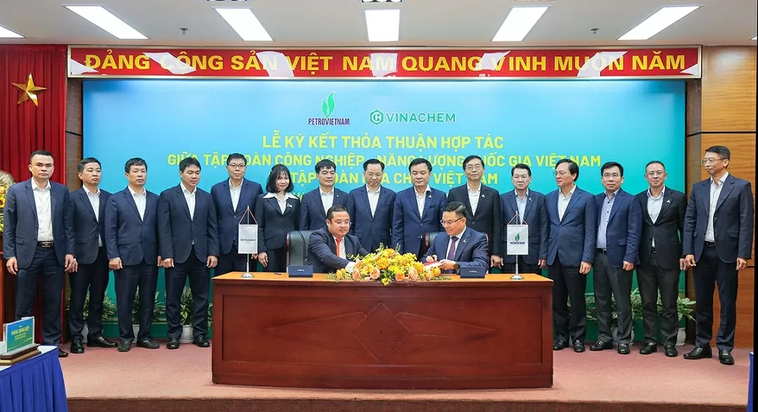 PetroVietnam sứ mệnh kiến tạo tương lai công nghiệp quốc gia.