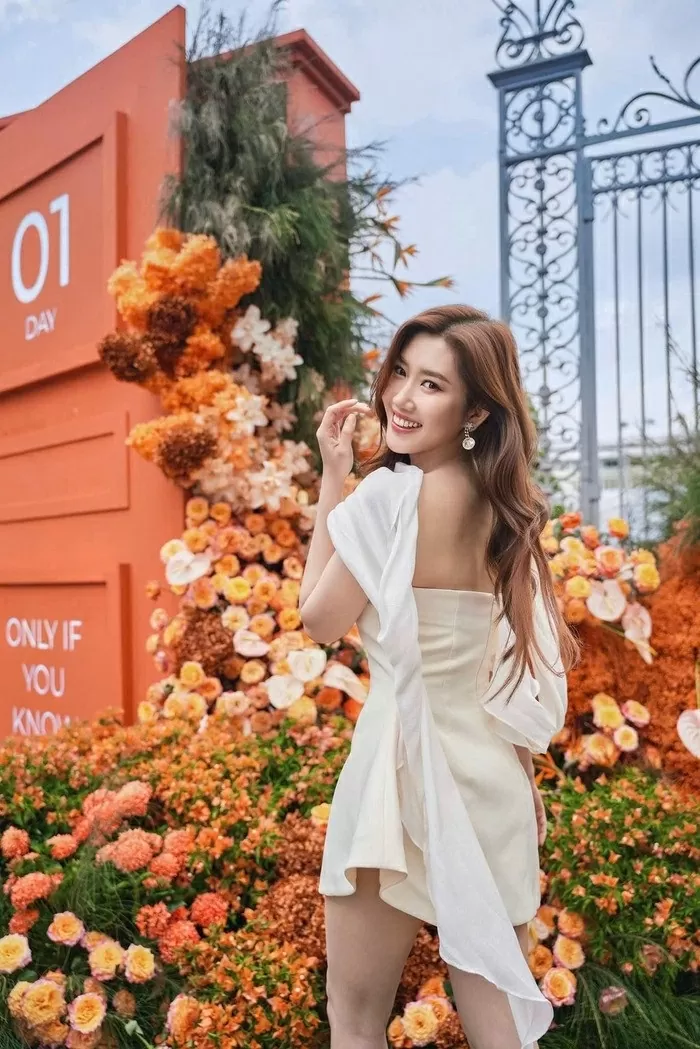 Sao Việt Sao Việt