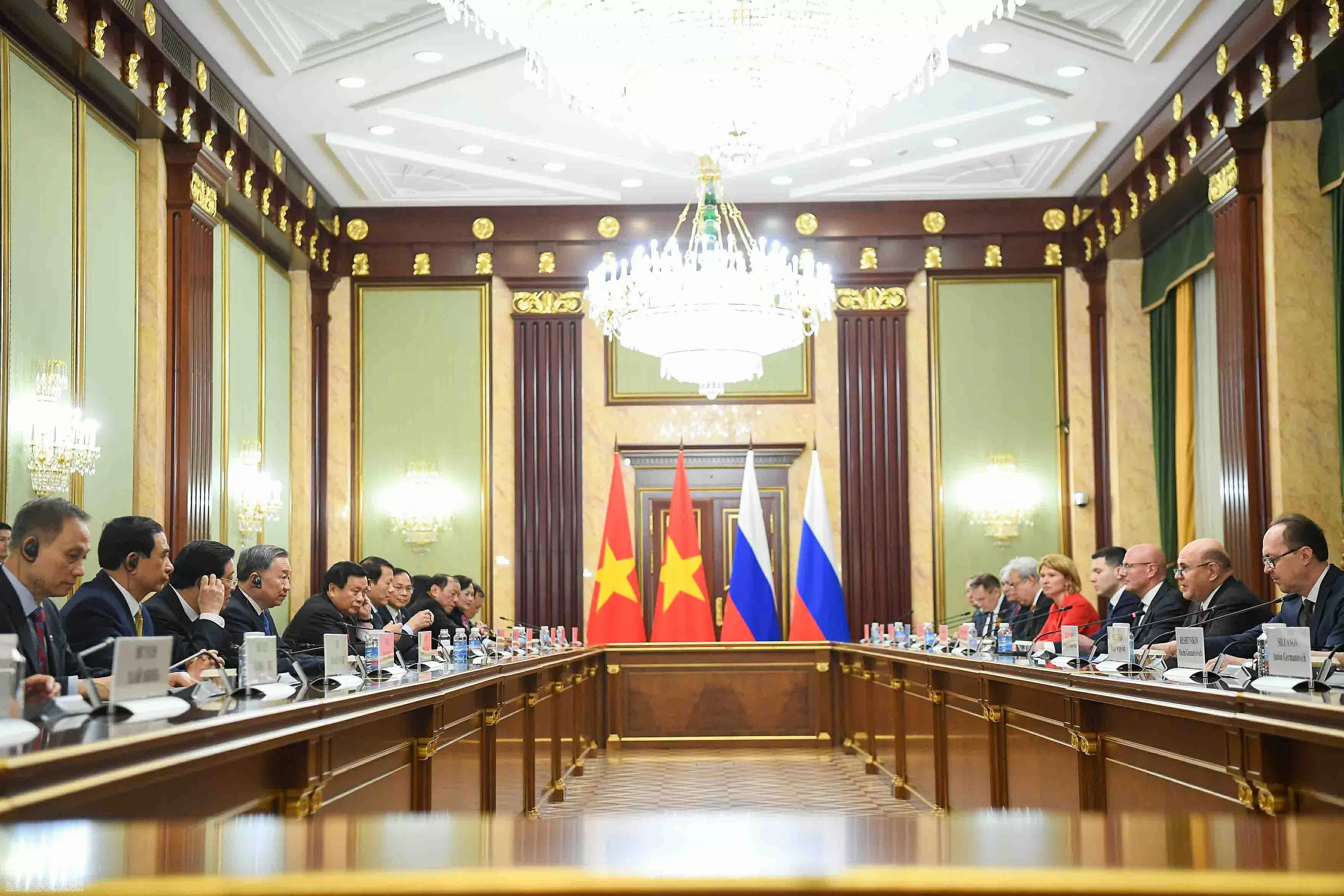 Tổng Bí thư Tô Lâm hội kiến Thủ tướng Nga Mikhail Vladimirovich Mishustin Việt Nam-Nga tăng cường quan hệ Đối tác chiến lược toàn diện với các phương hướng lớn