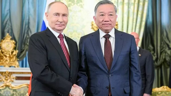 Vietnam, Russia issue joint statement on major orientations for comprehensive strategic partnership in new period