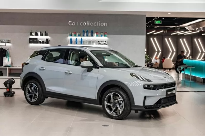 Lynk & Co 06 bản hiện hành đang bán tại Việt Nam