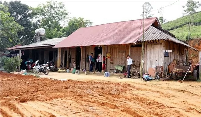 PM orders accelerated actions to basically wipe out substandard houses by Oct. 31