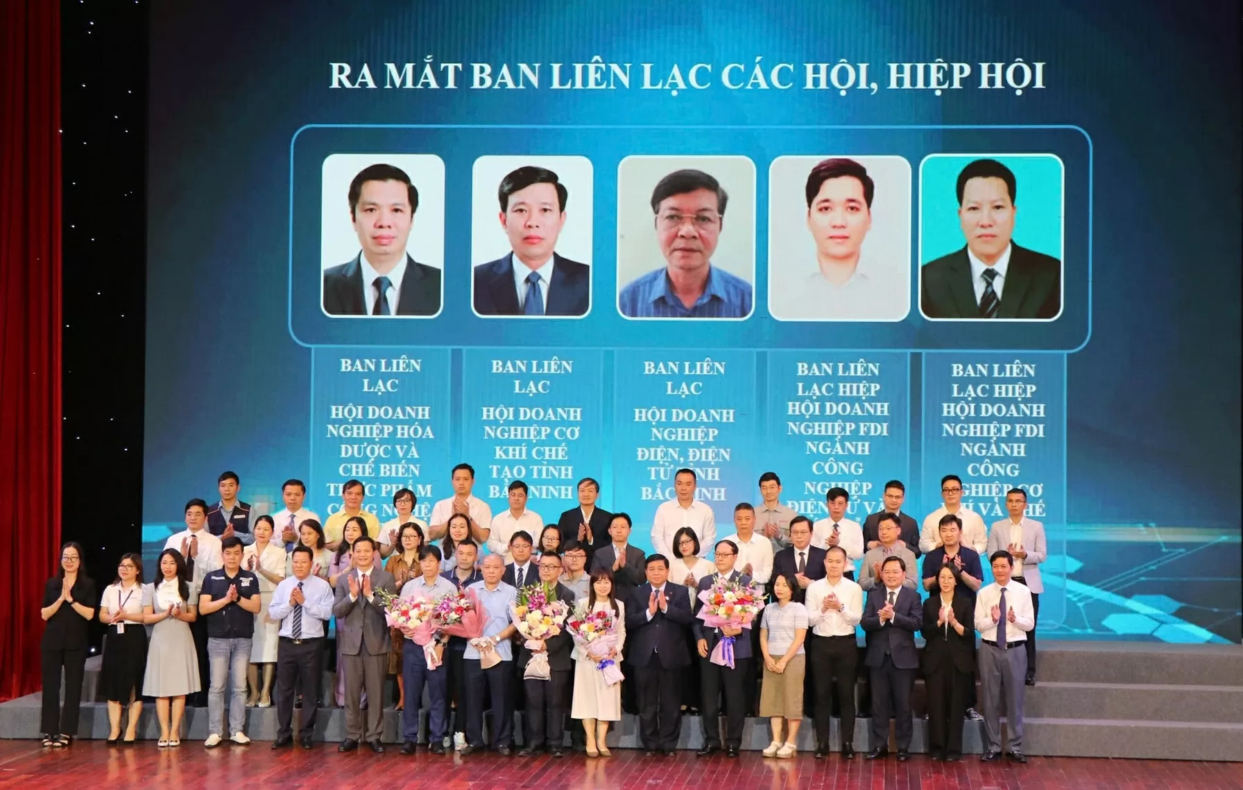 Bắc Ninh đã ra mắt 5 Ban Liên lạc các Hội, Hiệp hội doanh nghiệp khoa học - công nghệ trên địa bàn tỉnh. Bắc Ninh đã ra mắt 5 Ban Liên lạc các Hội, Hiệp hội doanh nghiệp khoa học - công nghệ trên địa bàn tỉnh.