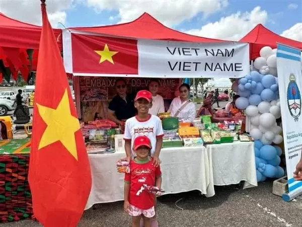 Vietnamese Embassy showcases cuisine and promotes sporting spirit in Angola
