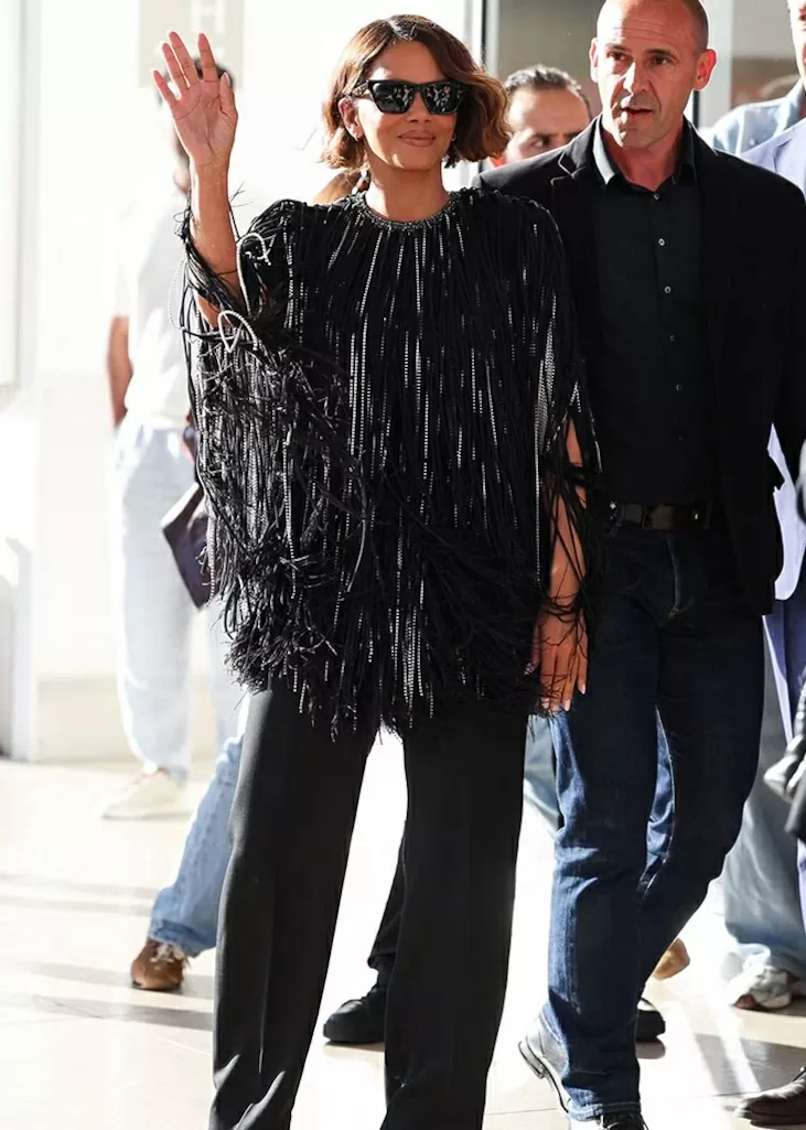 Cannes 2025: Bella Hadid, Halle Berry và dàn sao rạng rỡ trước giờ G
