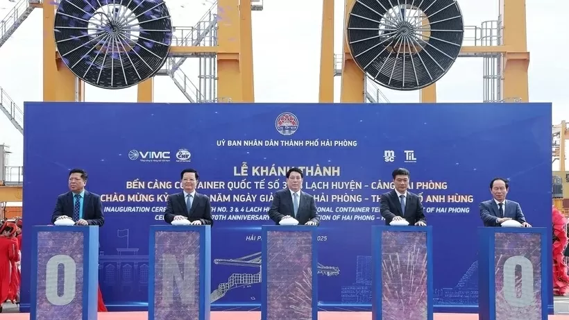 President Luong Cuong attends inauguration of int’l container terminals in Hai Phong
