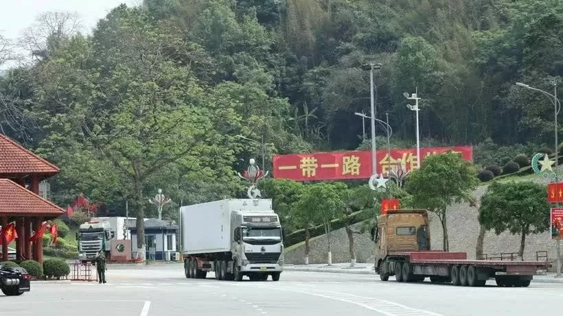 New international road transport route linking Vietnam and China inaugurated