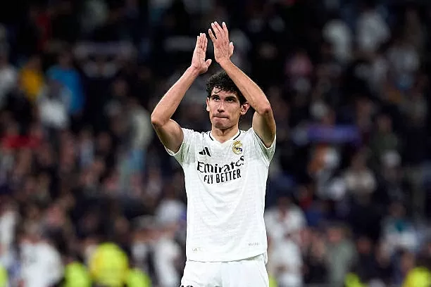 Sao Real Madrid lần đầu kiến tạo bàn thắng sau... 121 trận