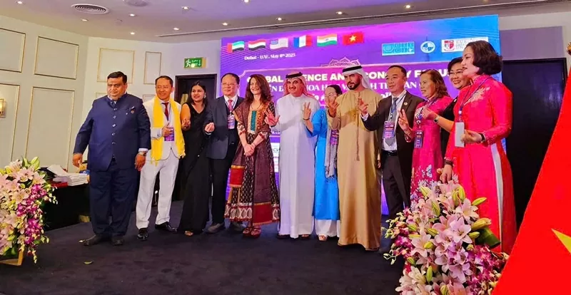 Kỹ sư Võ Thị Ngọc tại diễn đàn Khoa học và kinh tế toàn cầu tổ chức tại Dubai, UAE ngày 8/5/2025.