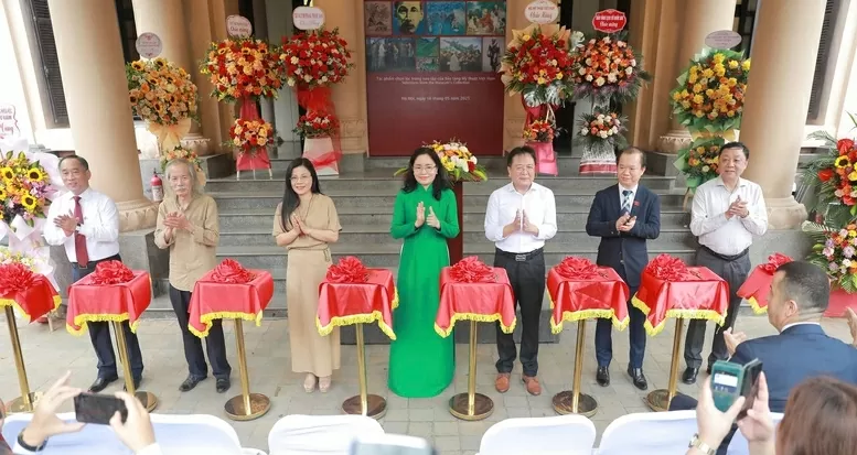 Khắc họa cuộc đời bình dị và sự nghiệp cách mạng vĩ đại của Chủ tịch Hồ Chí Minh