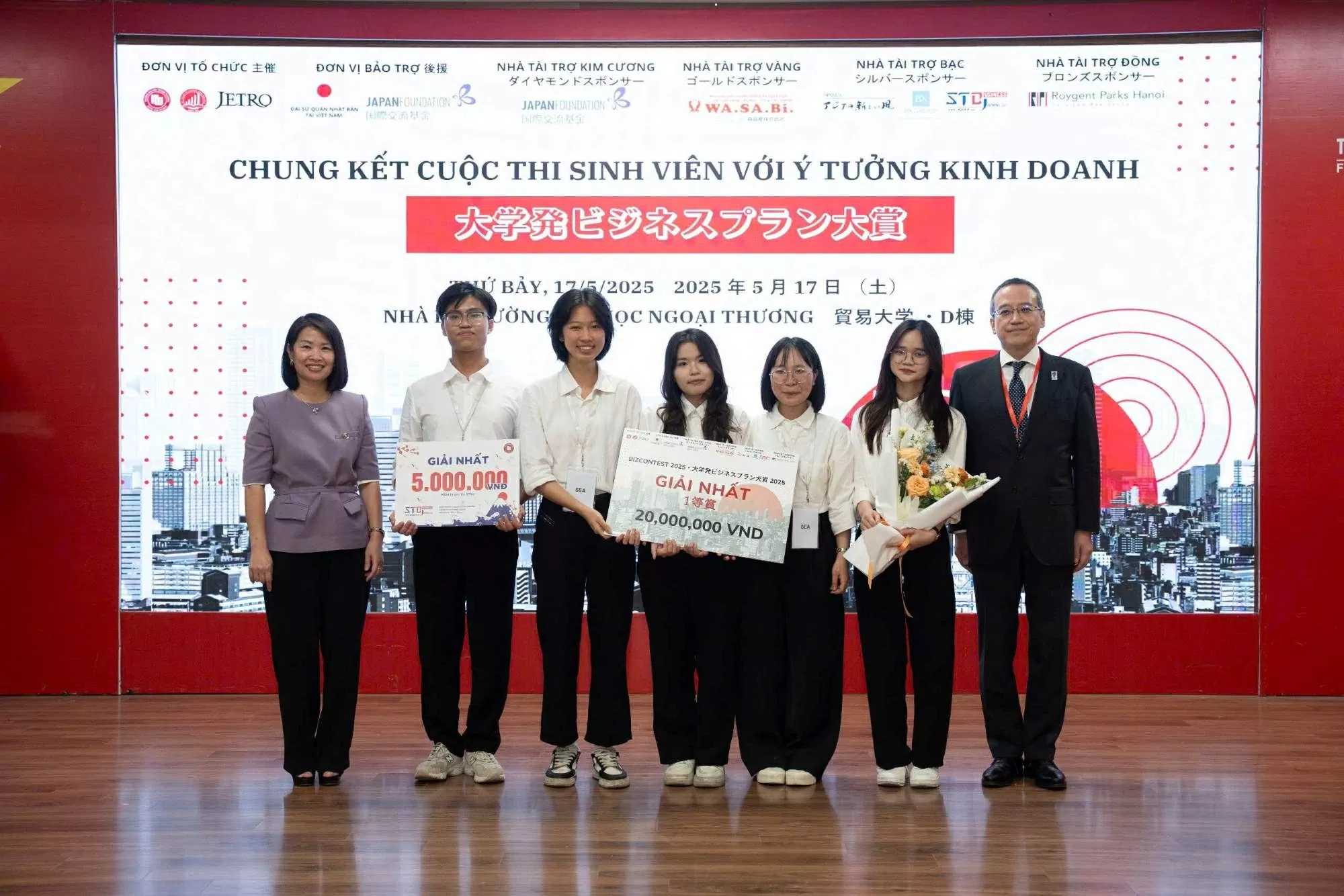 Chung kết cuộc thi 'Sinh viên với ý tưởng kinh doanh - Biz Contest 2025' tại Đại học Ngoại thương