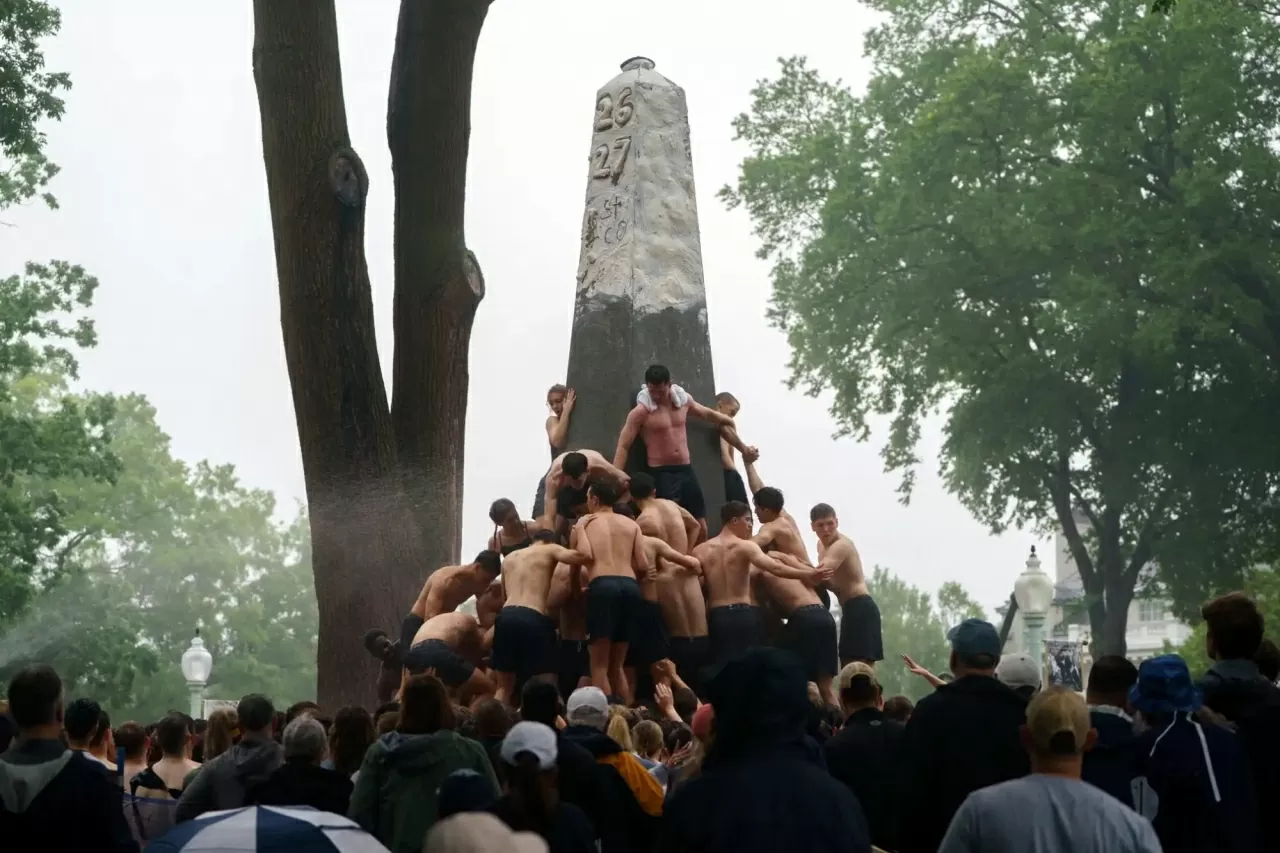 ảnh ấn tượng May 18