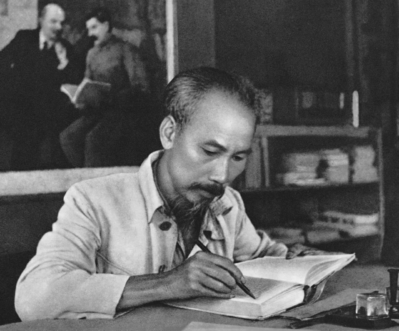 Chủ tịch Hồ Chí Minh Chủ tịch Hồ Chí Minh