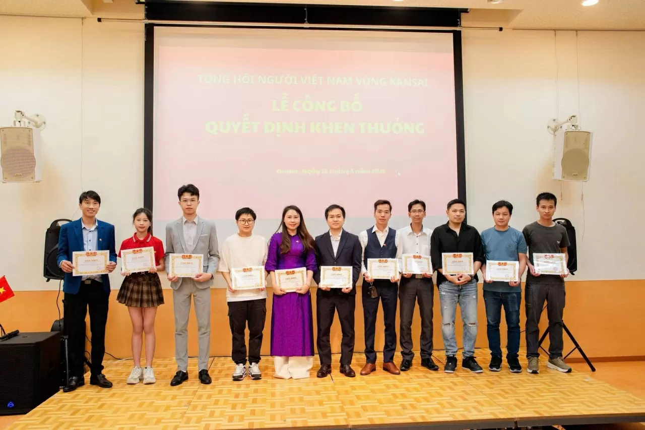 Lan tỏa tình yêu quê hương qua tranh vẽ của thiếu nhi Việt tại Nhật Bản