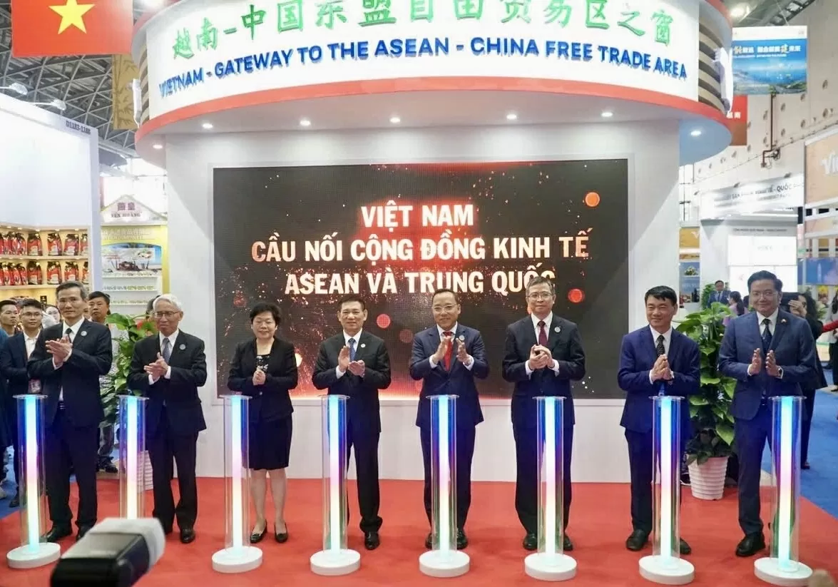 Nam Ninh: Kênh mở rộng dòng chảy thương mại số và logistics hiện đại Việt Nam-Trung Quốc