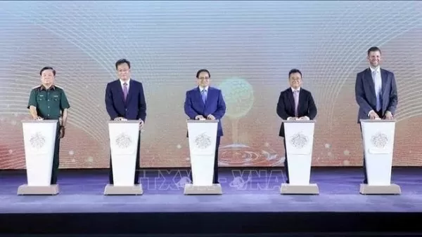 Trump International Hung Yen hoped to boost local rapid, sustainable development: Prime Minister