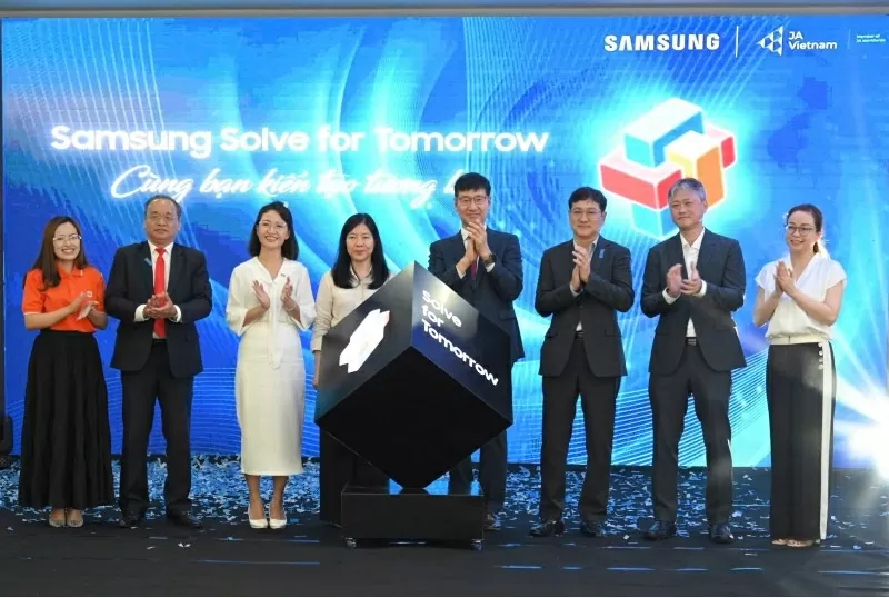 Khởi động cuộc thi Samsung Solve for Tomorrow 2025 dành cho học sinh tại khu vực miền Trung