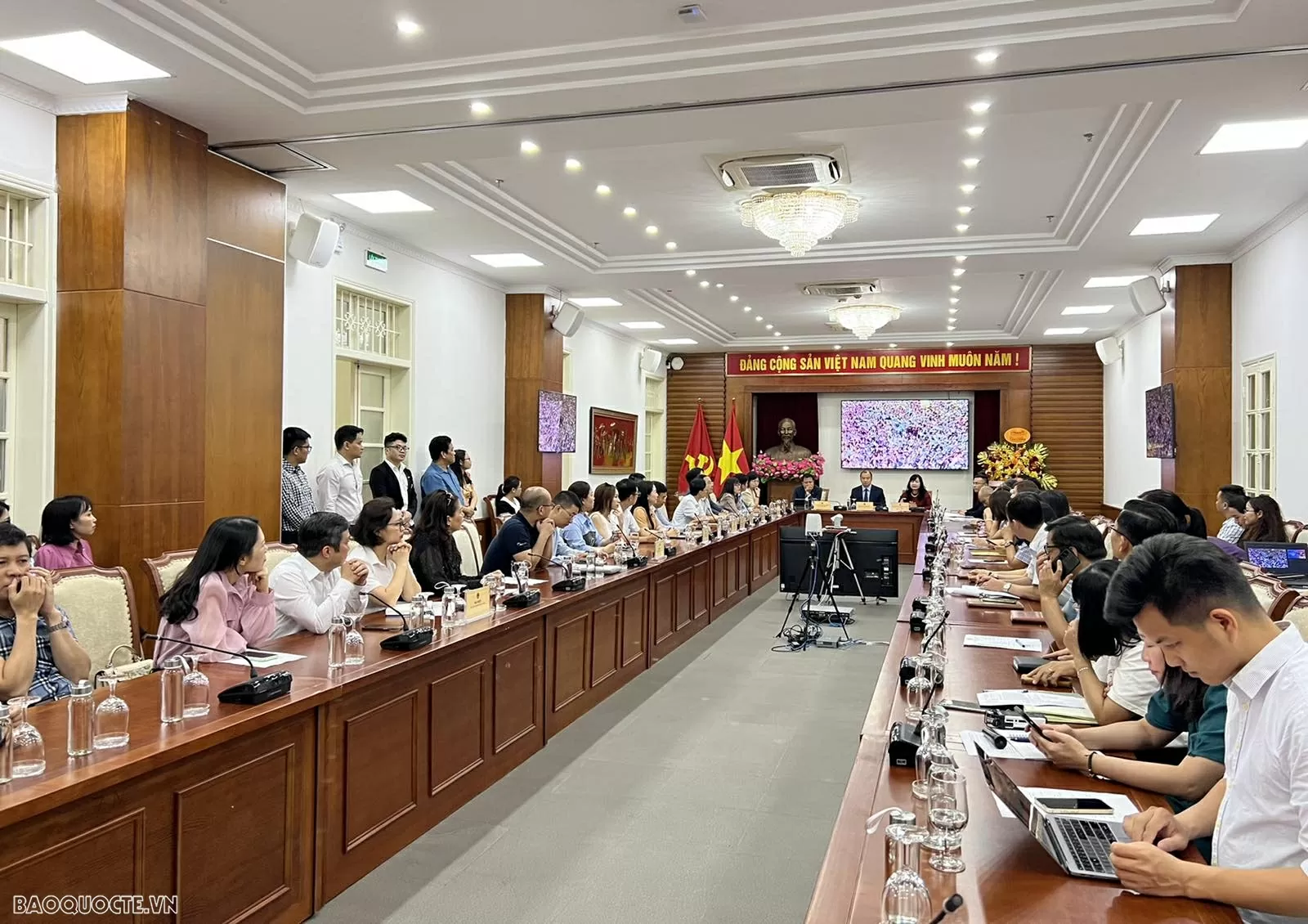 Launching the Annual Media Award on Human Rights 'Happy Vietnam 2025'