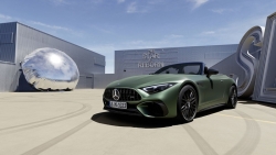 Cận cảnh siêu xe mui trần Mercedes-AMG SL 63 S E Performance vừa về Việt Nam, giá dự kiến 12,29 tỷ đồng