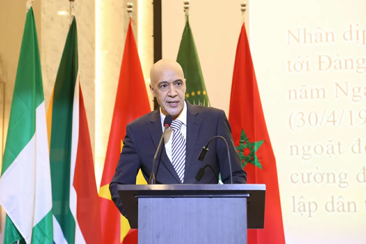 Đại sứ Morocco tại Việt Nam Ông Jamale Chouaibi phát biểu khai mạc Lễ kỷ niệm. (Ảnh: Thành Long)
