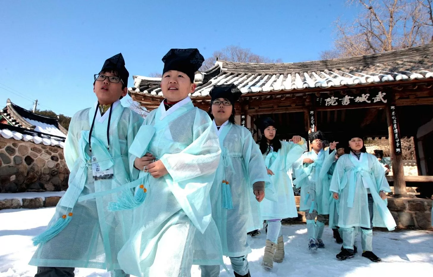 The Ministry of Culture, Sports and Tourism said Friday that it will host the 2025 UNESCO heritage and attractions tour program from June to November to highlight the universal value of Korea’s cultural assets. The program, “Unlock Korea’s Treasures,” will help foreign creators produce their own content as they visit key heritage sites across the country. Over five tours, participants will delve into both tangible and intangible heritage. “Even foreigners who have lived in Korea for a long time rarely get the chance to deeply explore its history and culture,” a culture ministry official said. “We hope this program will allow them to experience Korea’s invaluable heritage firsthand and serve as cultural ambassadors to the world.” Korea currently boasts 16 UNESCO World Heritage sites, with another 23 items on the UNESCO Intangible Cultural Heritage list and 20 inscribed in the UNESCO Memory of the World register. The upcoming tours will showcase this rich legacy, beginning in June with visits to Museong Seowon (Confucian academy) in Jeongeup, North Jeolla Province, where participants will learn about Korean neo-Confucianism, and the Donghak Peasant Revolution Memorial Hall, commemorating the spirit of the people’s resistance. In Busan, creators will explore historic locations tied to the 1950-1953 Korean War and capture the vibrant scenes of Gamcheon Culture Village. Although not a UNESCO heritage site, the village was endorsed by the UNESCO's Korean chapter as a sustainable development education site. September’s itinerary includes the cities of Gwangju and Suwon in Gyeonggi Province, where participants will tour Namhansanseong and Suwon Hwaseong, two of Korea's most famous mountain fortresses, uncovering the stories behind these historical landmarks. In October, the focus shifts to Yeosu, South Jeolla Province, where the group will study Admiral Yi Sun-sin’s life and Korea’s naval history through the UNESCO-listed “Nanjung Ilgi,” the admiral's war diary, while also experiencing the city’s famed night sea and tidal flats. The final tour in November takes place in Pyeongchang, Gangwon Province, where creators will join a kimchi-making event, which is listed as a UNESCO-recognized tradition.  All tour activities and experiences will be documented and shared through videos on the Korea.net YouTube channel, with special features planned to further promote Korea’s UNESCO heritage worldwide.