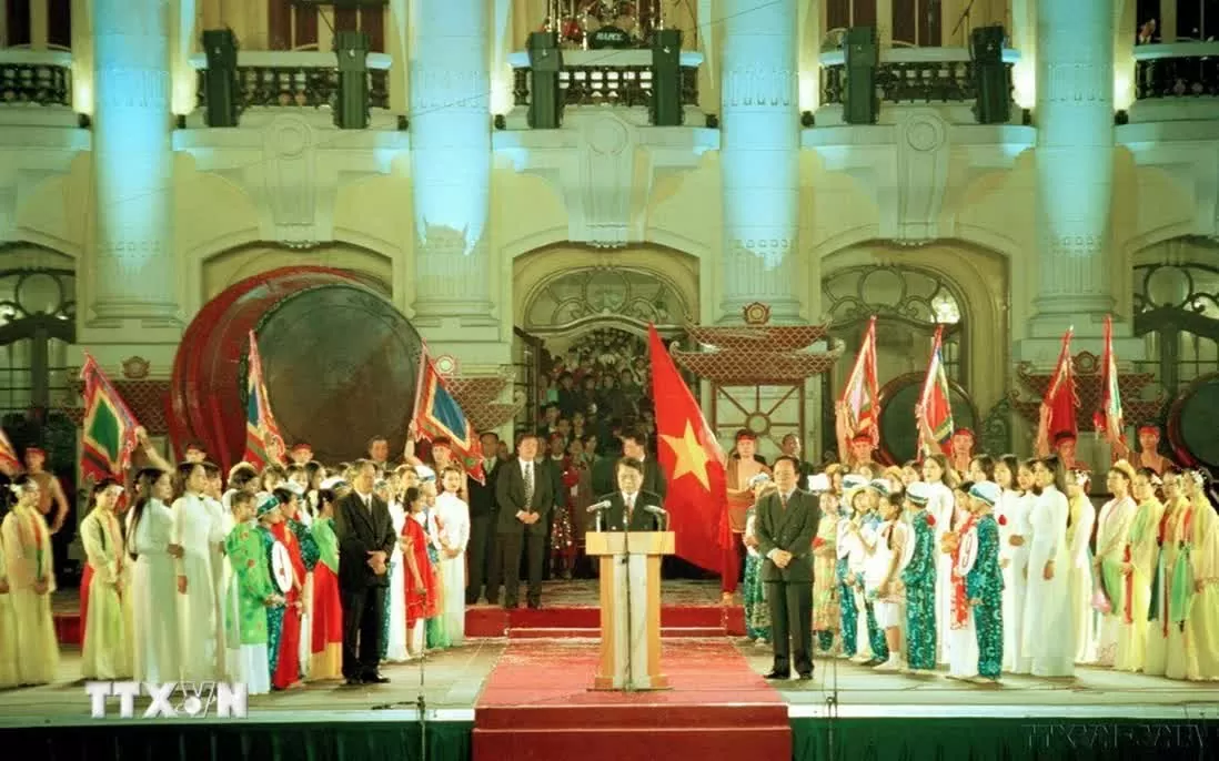 Vài nét nhỏ về Chủ tịch nước Trần Đức Lương với ngoại giao