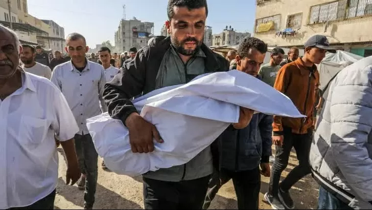 Tình hình Gaza: Một bác sĩ mất 9 trong số 10 người con; Giới chức trong nước phản đối Thủ tướng Israel bổ nhiệm một nhân vật quan trọng