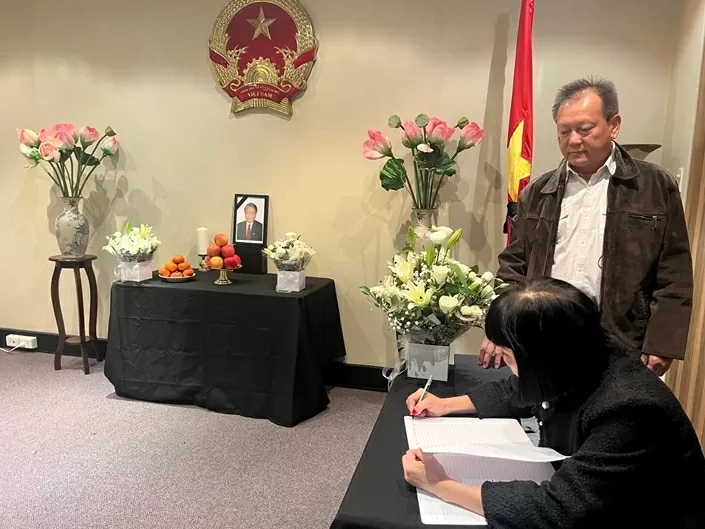 Tổng lãnh sự quán Việt Nam tại Perth tổ chức viếng nguyên Chủ tịch nước Trần Đức Lương