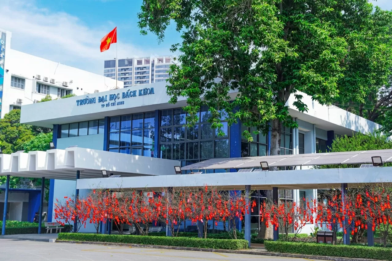 Hàng loạt đại học phía Nam tăng học phí Hàng loạt đại học phía Nam tăng học phí