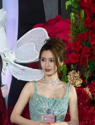 Diễn viên Angelababy lộng lẫy diện mạo thuở ban đầu