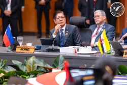 Biển Đông: Philippines hối thúc ASEAN thông qua COC