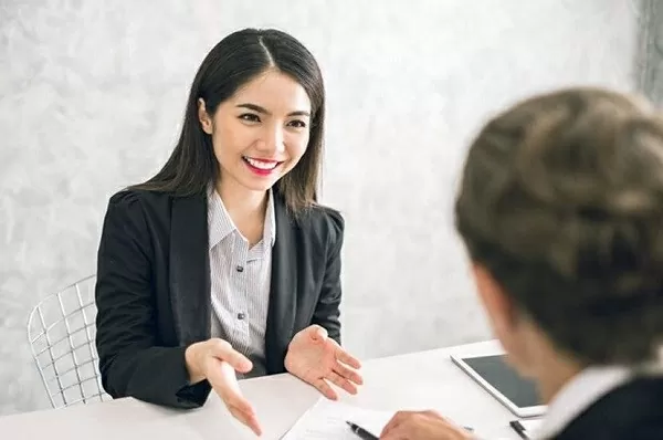 Chuyên viên tư vấn là gì? Tìm hiểu vai trò và cơ hội nghề nghiệp