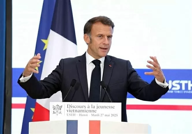 French President Emmanuel Macron talks to Vietnamese students, young intellectuals in Hanoi