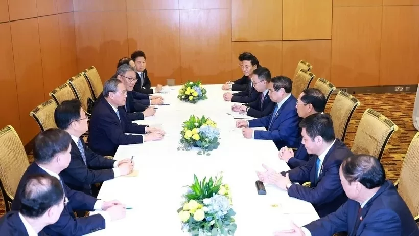 46th ASEAN Summit: Prime Minister Pham Minh Chinh and Chinese Premier Li Qiang hold talks in Malaysia