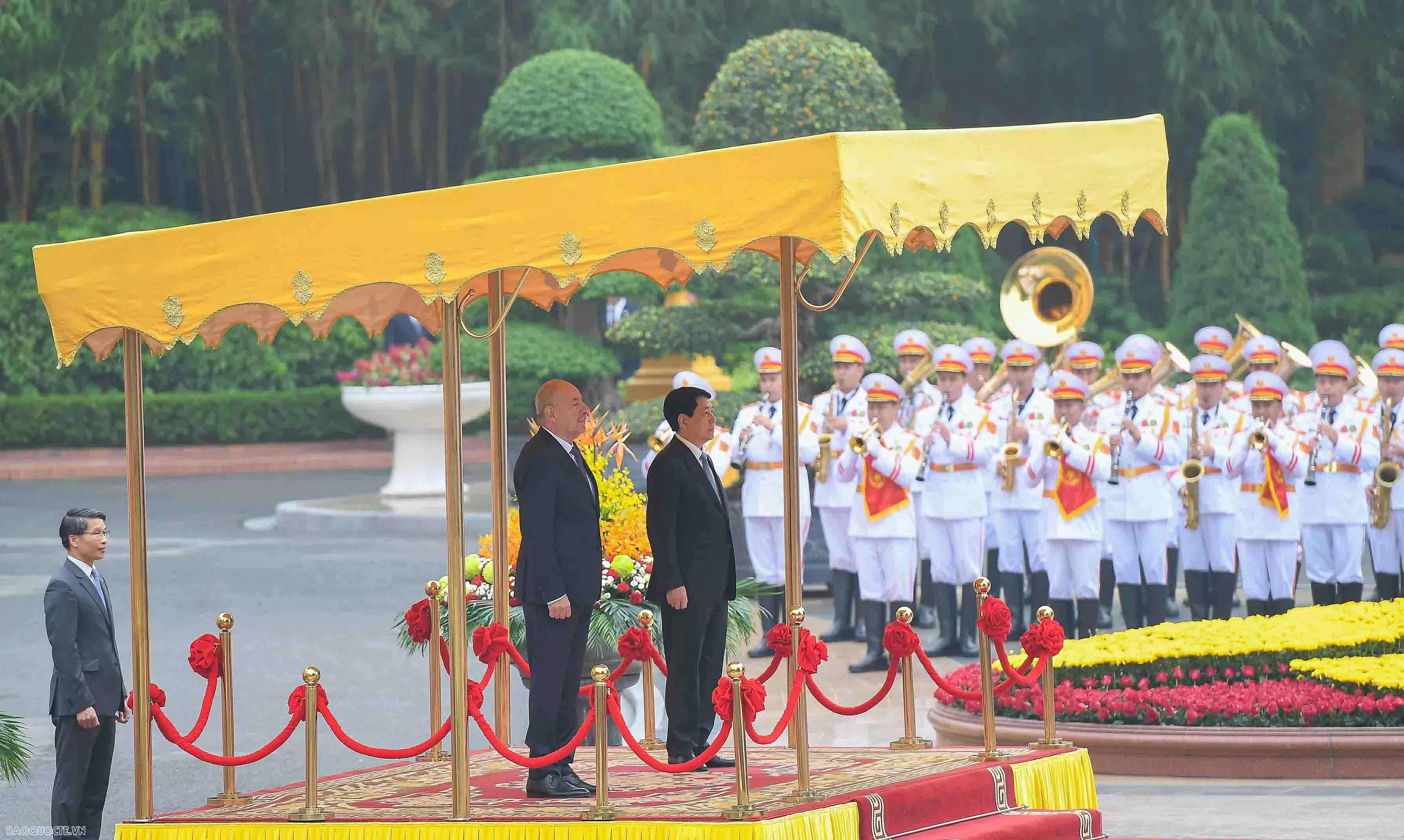 Hungarian President Sulyok Tamas and Spouse wrap up Vietnam visit