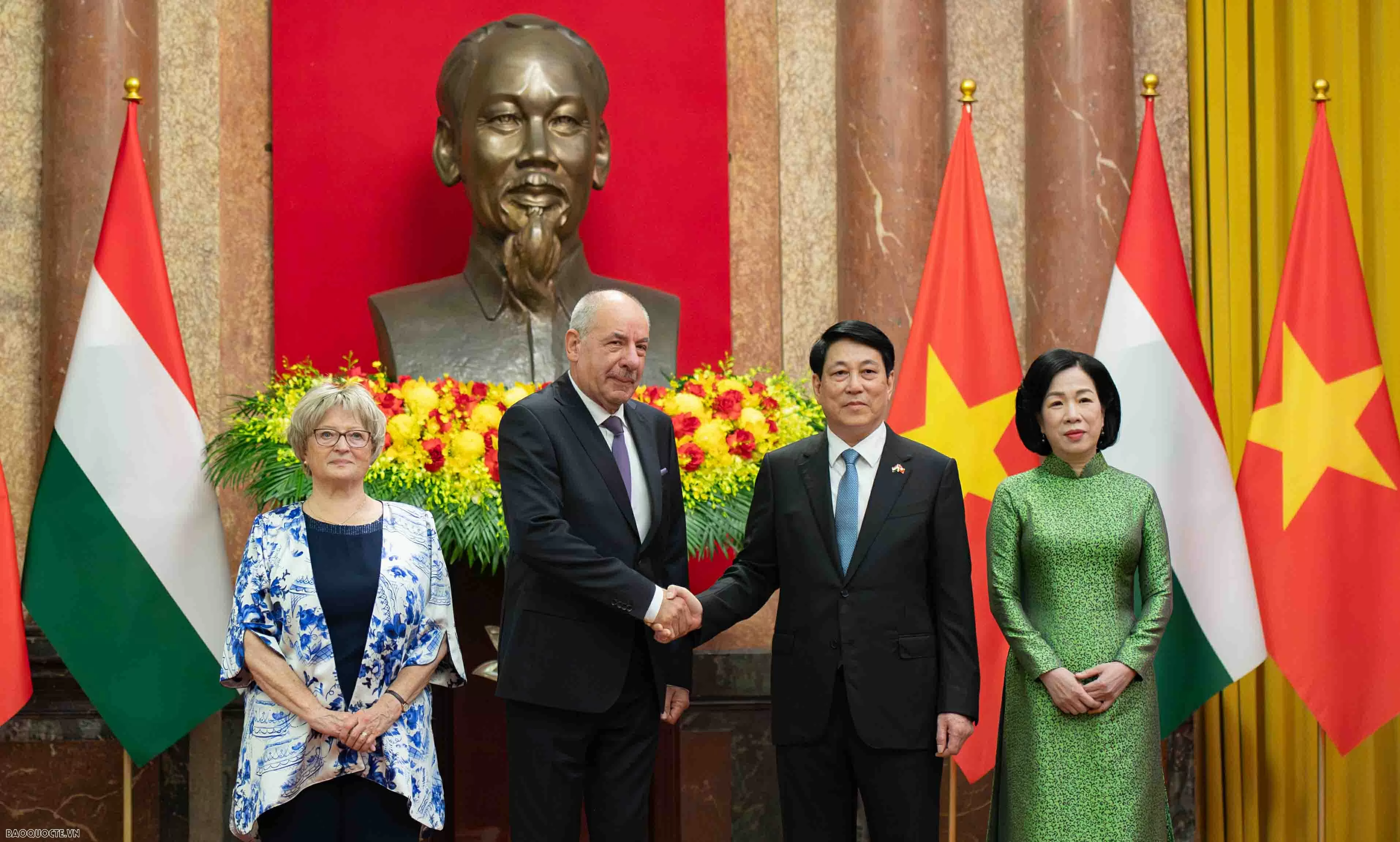 Hungarian President Sulyok Tamas and Spouse wrap up Vietnam visit