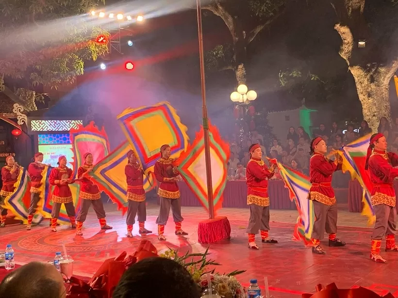 'Tiếng chuông Trấn Vũ' – tour đêm đi tìm linh hồn Thăng Long