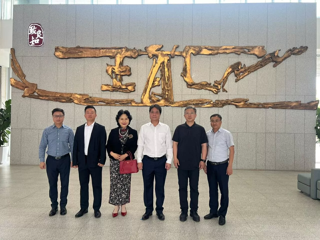 Tăng cường hợp tác giữa các trường đại học, cơ sở nghiên cứu và các doanh nghiệp tư nhân Việt Nam-Thâm Quyến, Trung Quốc Tăng cường hợp tác giữa các trường đại học, cơ sở nghiên cứu và các doanh nghiệp tư nhân Việt Nam-Thâm Quyến, Trung Quốc