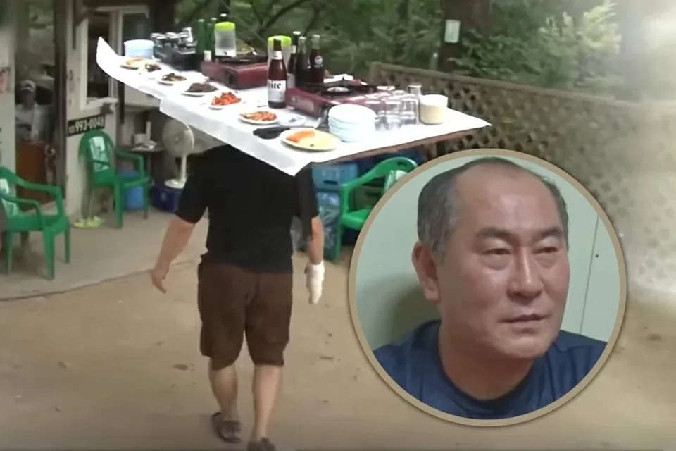 Hàn Quốc: Chủ nhà hàng giữ thăng bằng đội bàn ăn phục vụ thực khách